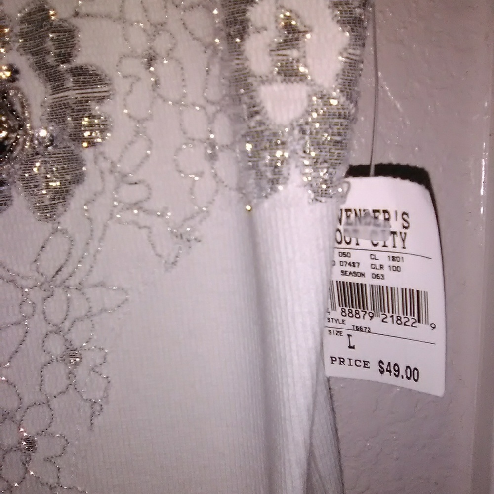 White MissMe embroidered tank top.